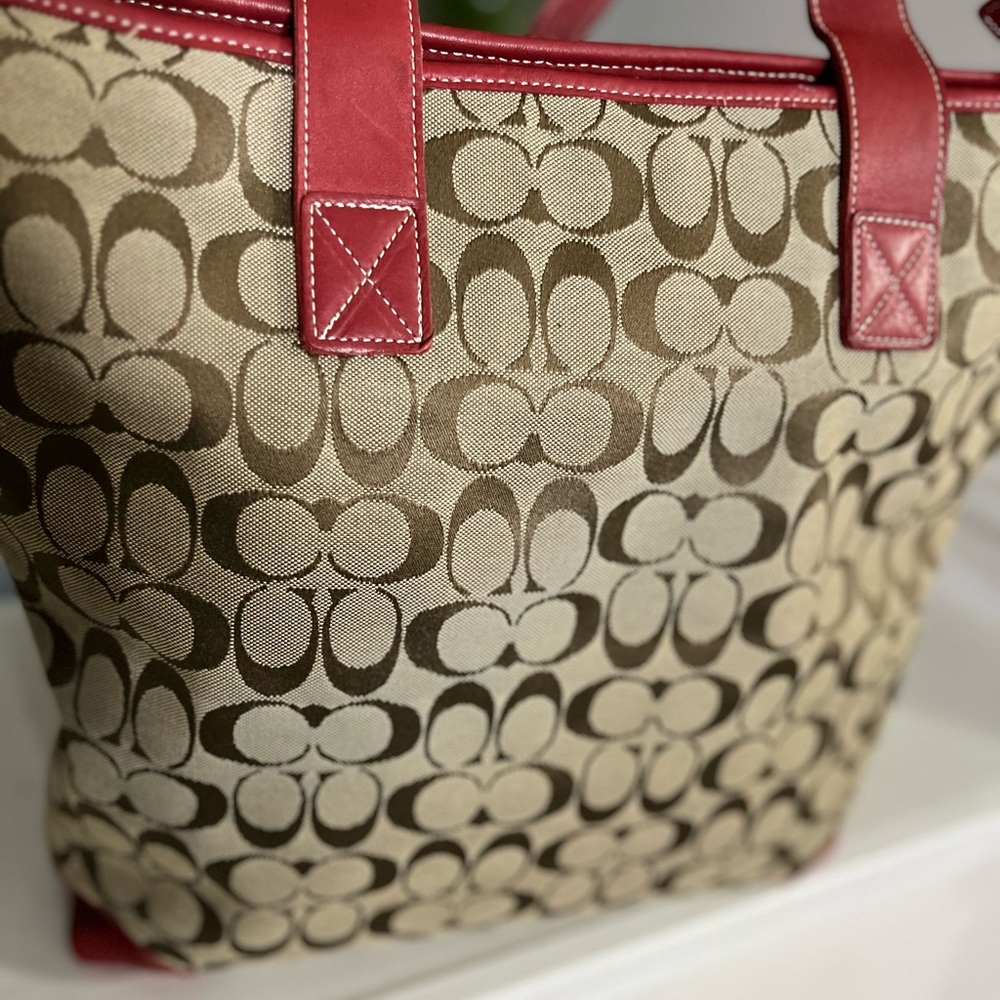 COACH Signature Canvas Tote Bag – BRD